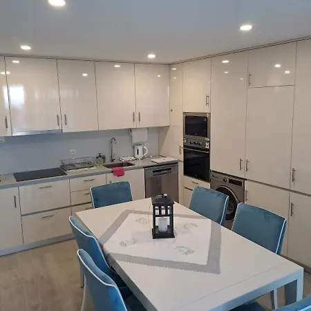 Almeida Apartman *